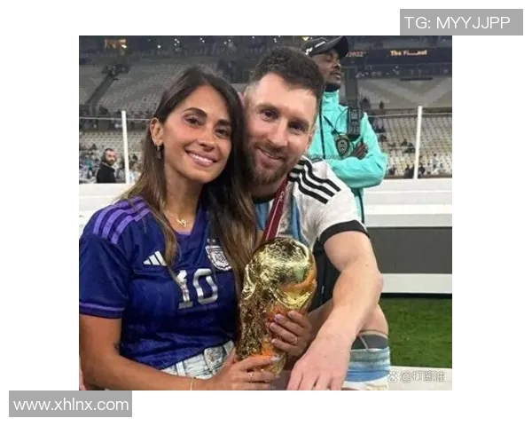 巴黎圣日耳曼宣布签下阿根廷前锋梅西，创造历史最贵引援纪录