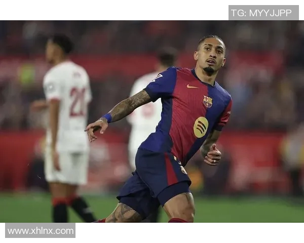 拉菲尼亚精彩抽射助力巴萨再创辉煌展现球队强大实力 拉菲尼亚精彩抽射助力巴萨再创辉煌展现球队强大实力