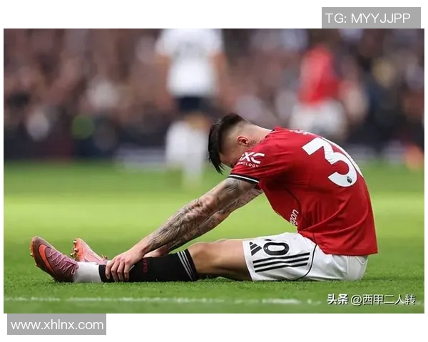 曼联主场惨败,主教练遭批评:球队状态令人担忧需尽快调整 曼联主场惨败,主教练遭批评:球队状态令人担忧需尽快调整